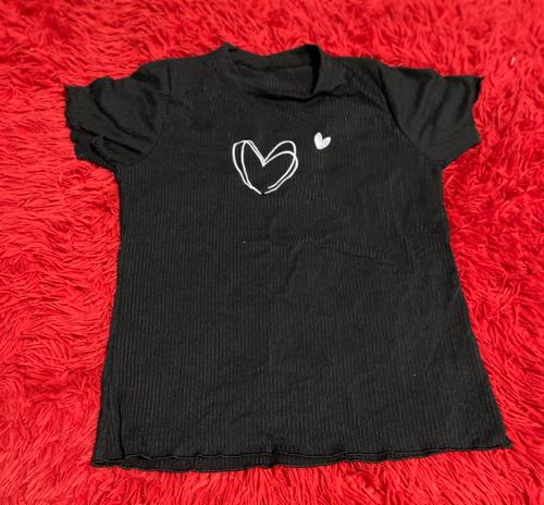 Blusa / Bordada Preto Coração