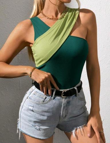 Blusa con tiras cruzadas. S / Cod: 034