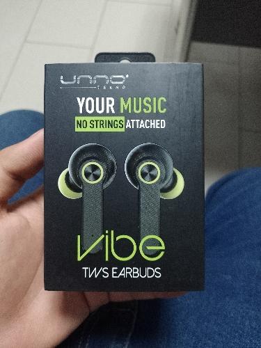 Audífonos UNNO TEKNO tws vibe