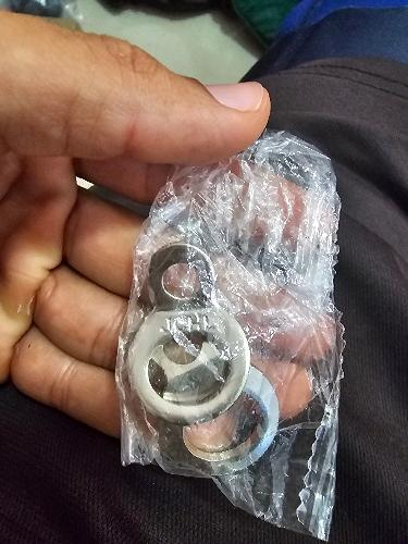 Argollas para sujetar moto