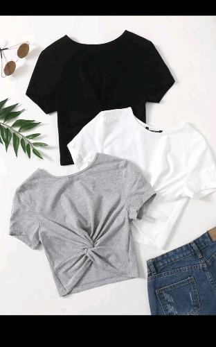 3 camisas gris, blanca y negra 