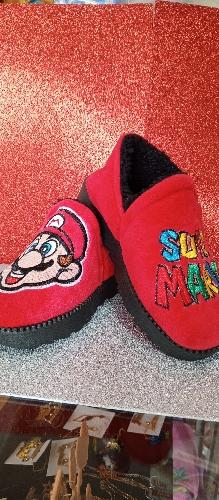 Babuchas Mario Bros talla 26