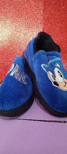 Babuchas Sonic talla 28