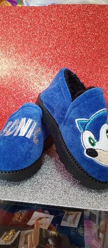 Babuchas Sonic talla 26
