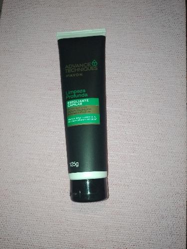 AVON ADVANCE TECHNIQUES LIMPEZA PROFUNDA Esfoliante Capilar 125g