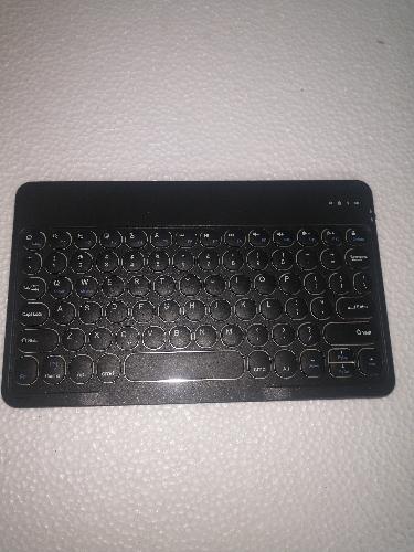 Teclado inalámbrico para pc o tablet