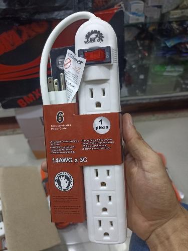  Código220086 Regleta  6 tomas jstools 