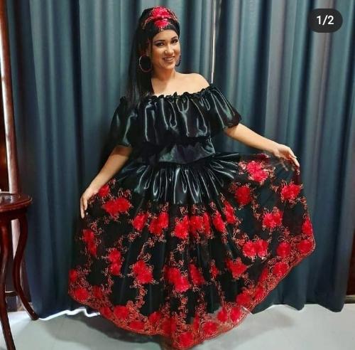 Conjunto 3 pcs com tule bordado e cetim com elastano 4m