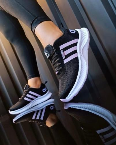 Adidas duramo