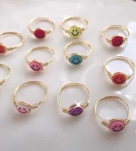 Anillos caritas