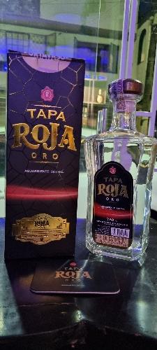 Aguardiente Tapa Roja Oro