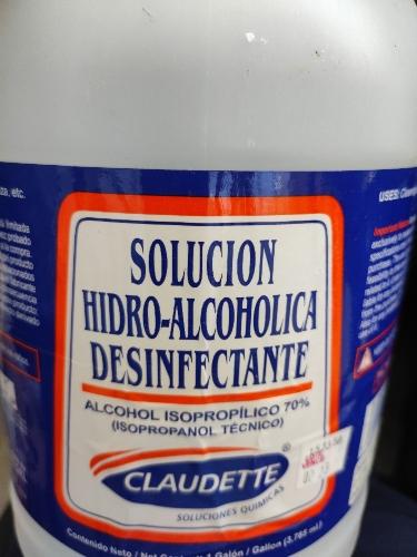 Alcohol isopropílico 70% galón 