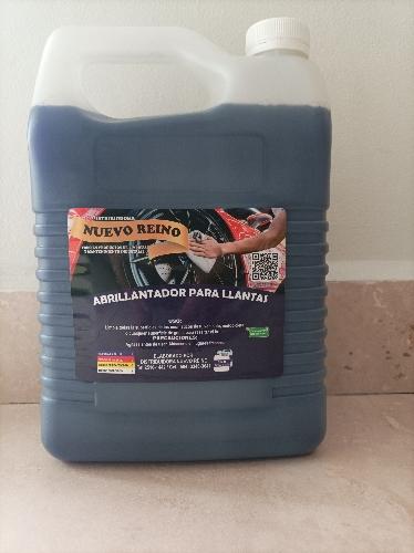 Abrillantador para llantas Galón