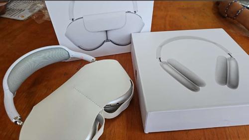 AirPods Max