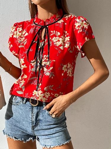 Blusa roja flotan de cuello con cordón 