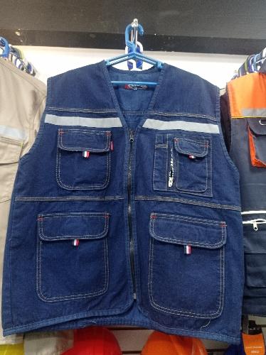 Chaleco jeans triple costura