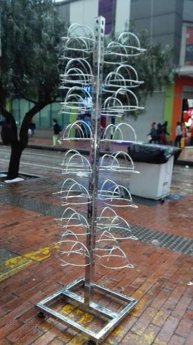 Exhibidor Gorras RIEL