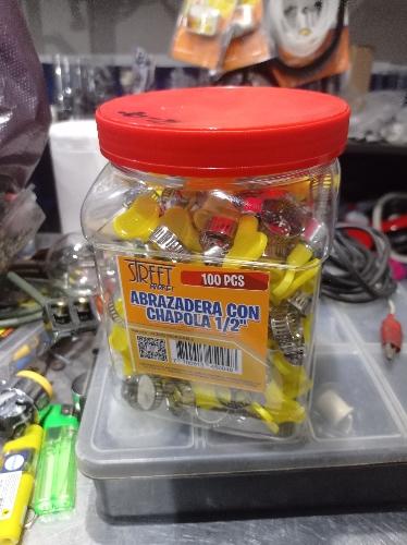 Abrazaderas con Chapola