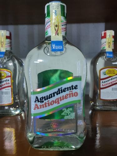 ANTIOQUEÑO VERDE 750 ml