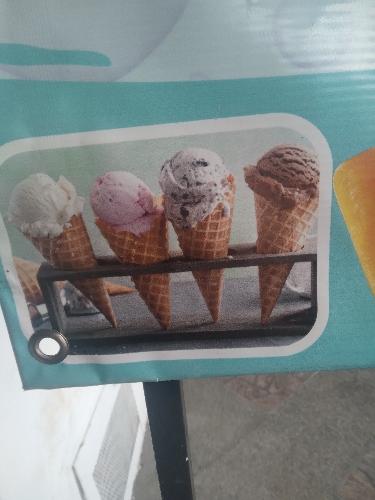 Bola de Helado en cono