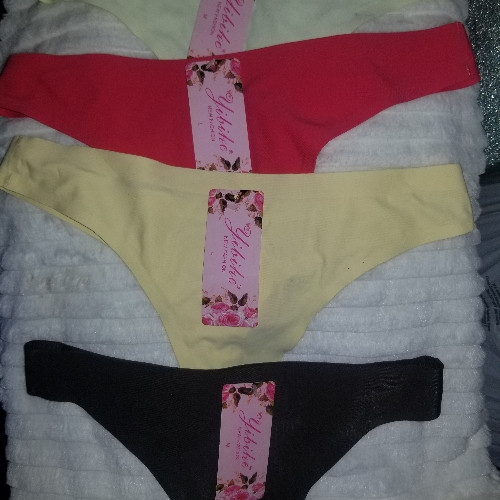 Imagen 1 de Bikini  sin costura tallas disponibles L y M.