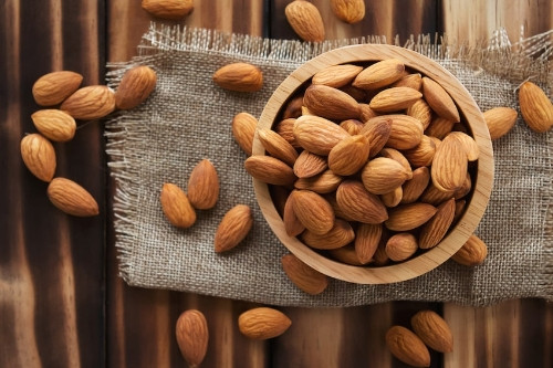 Imagen 1 de Almendra natural x 250 gr