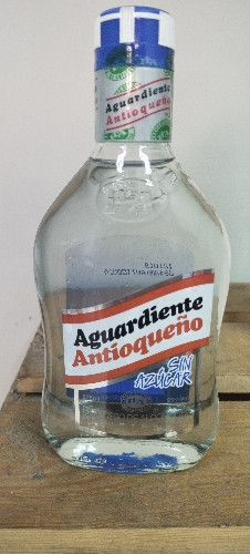 Imagen 1 de Aguardiente antioqueño 1/2 Azul