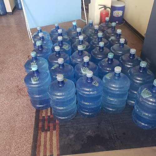 Imagen 1 de Agua recarga botellón