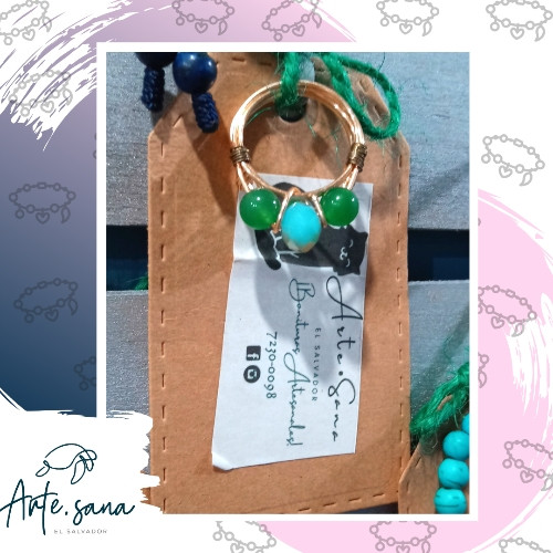 Imagen 1 de Anillo de jades y cristales