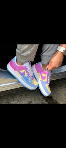 Imagen 1 de  Nike cambian de color