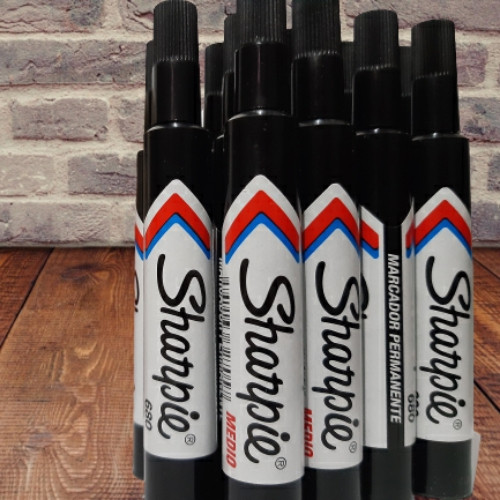 Imagen 1 de  sharpie 680 negro
