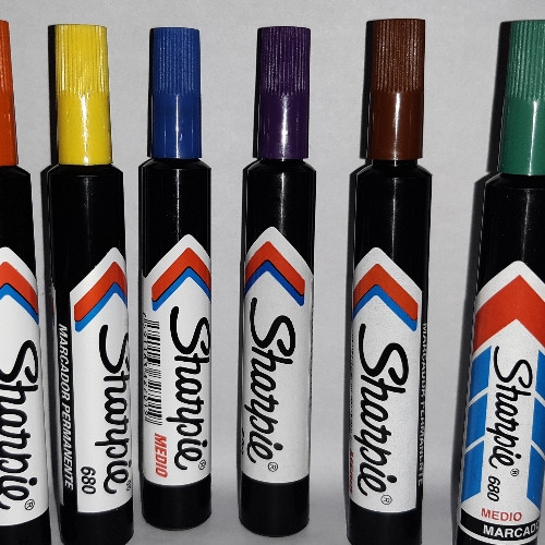 Imagen 1 de  sharpie 680  morado