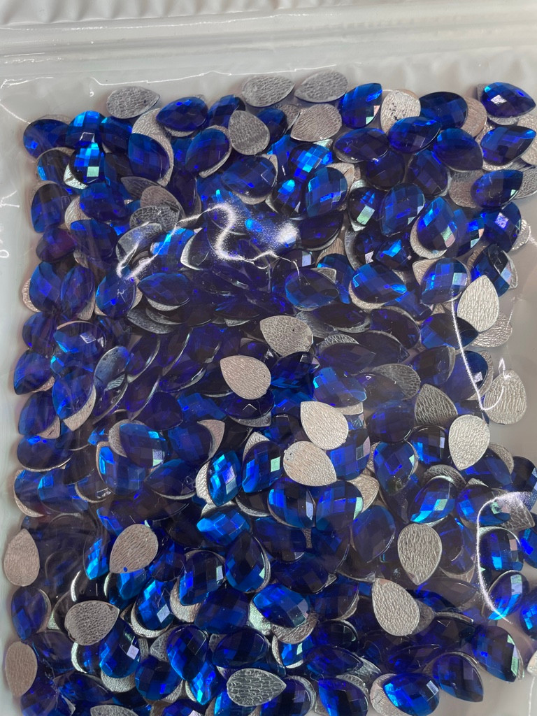 Imagen 1 de Acrílico gota rey 10x14 mm