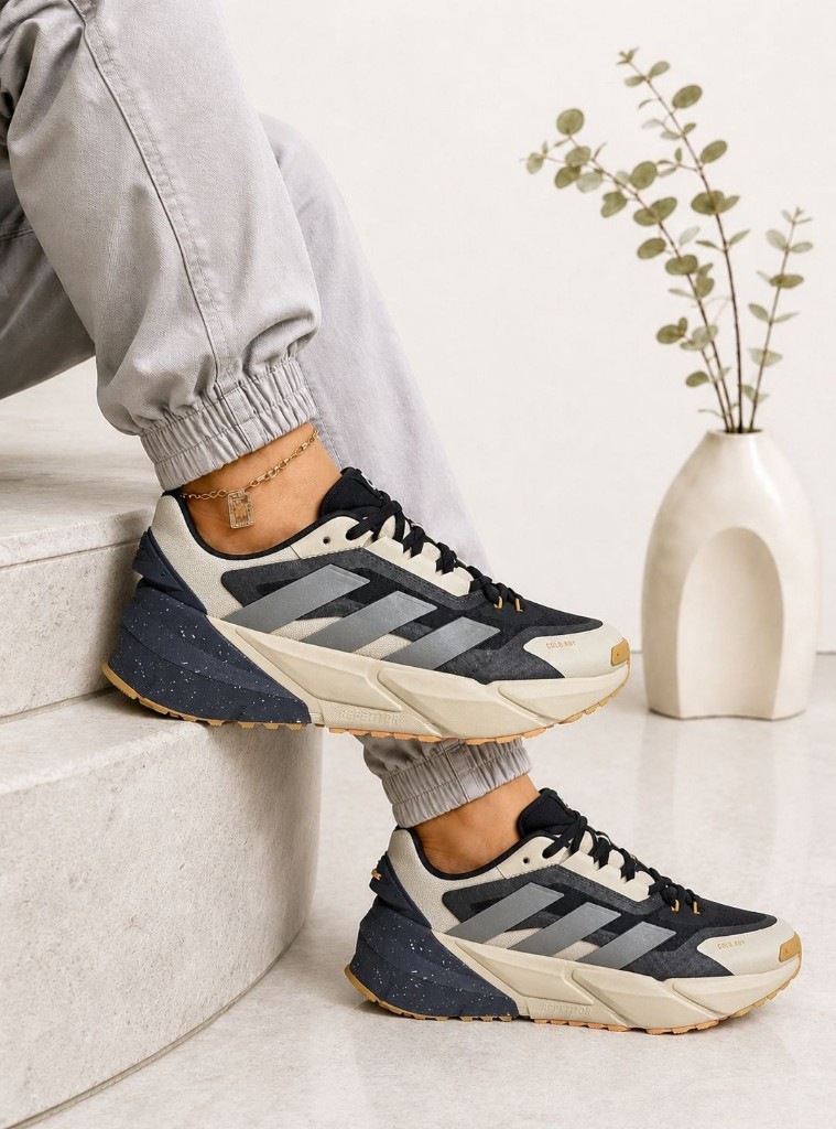 Imagen 1 de Adidas arena negro