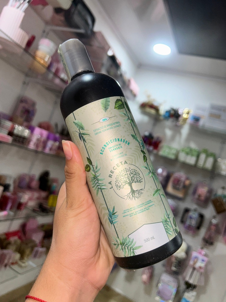 Imagen 1 de Acondicionador con aceite decanabis de la receta