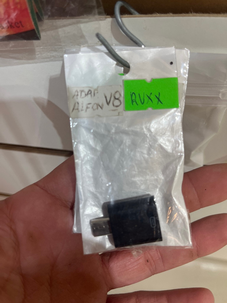 Imagen 1 de adaptador micro a iPhone