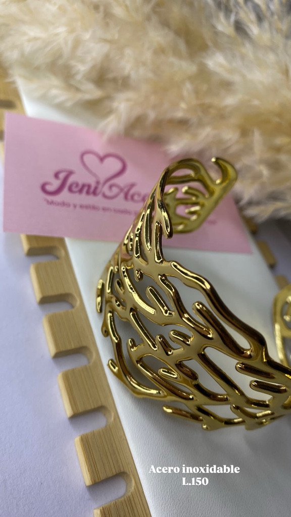 Imagen 1 de Brazalete acero inoxidable✨