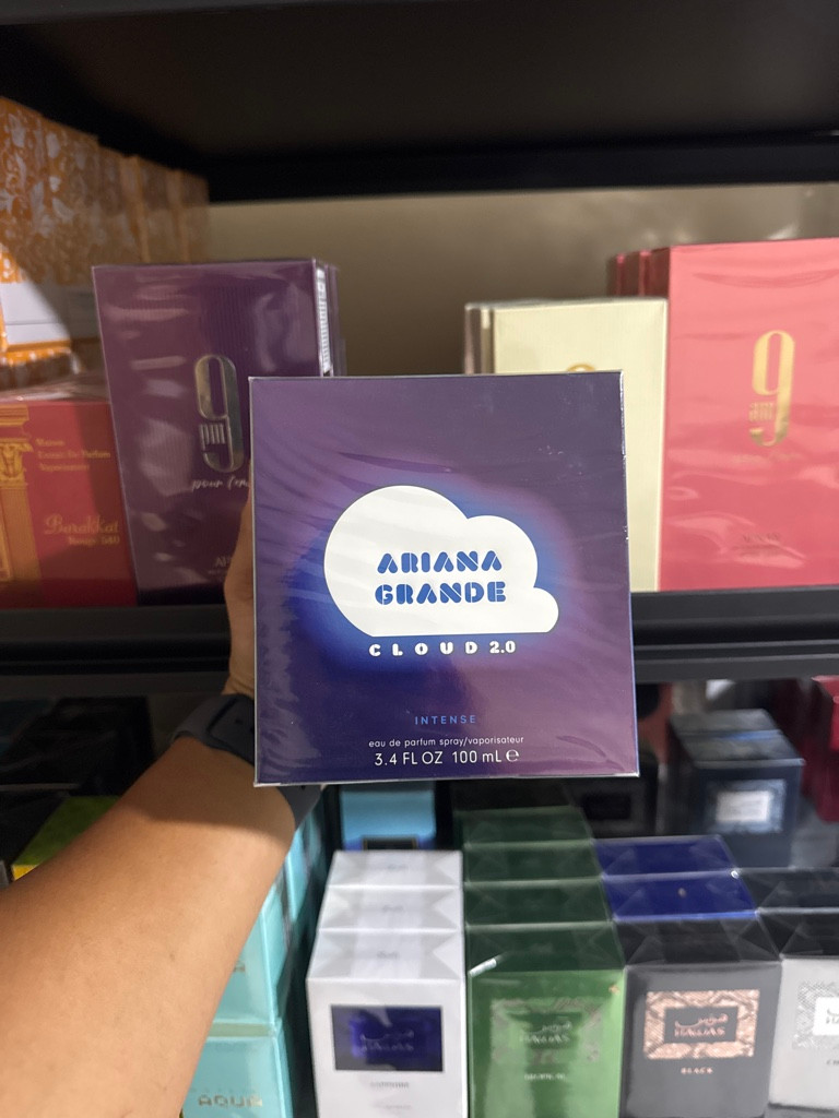 Imagen 1 de Ariana Grande Cloud 2.0