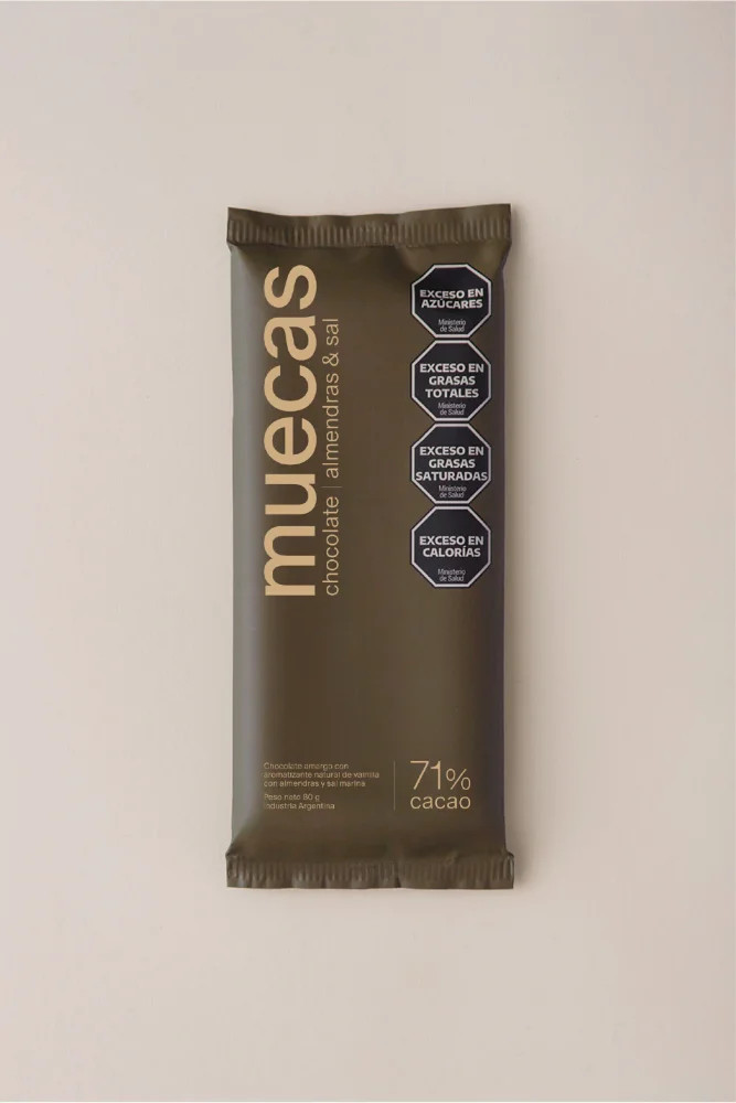 Imagen 1 de  Tableta de chocolate 71% cacao con almendras y sal x 80g - Muecas