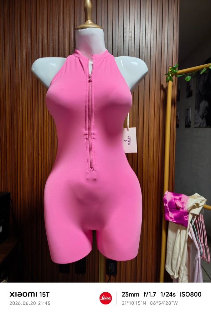 Imagen 1 de Enterizo ALO Rosa Barbie