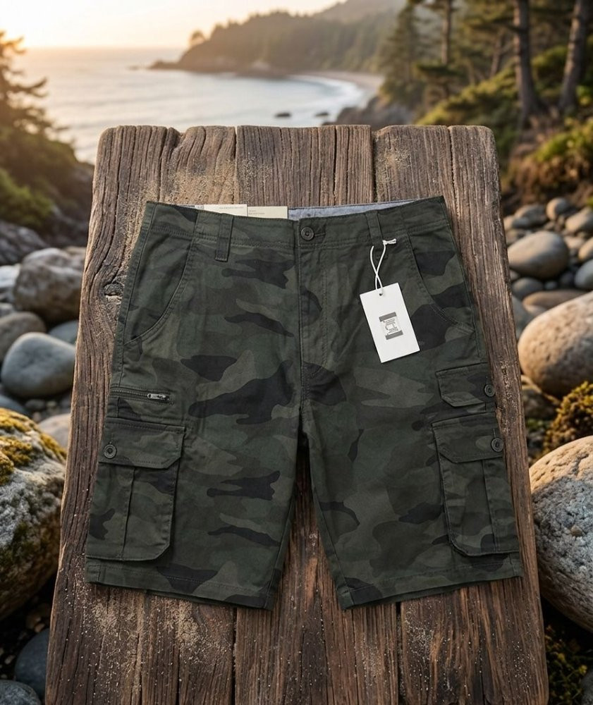 Imagen 1 de Bermuda 🇺🇸 militar marca IRON CO. talla 36
