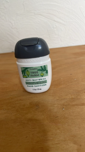 Imagen 1 de B&B GEL ANTIBACTERIAL TREE FARM