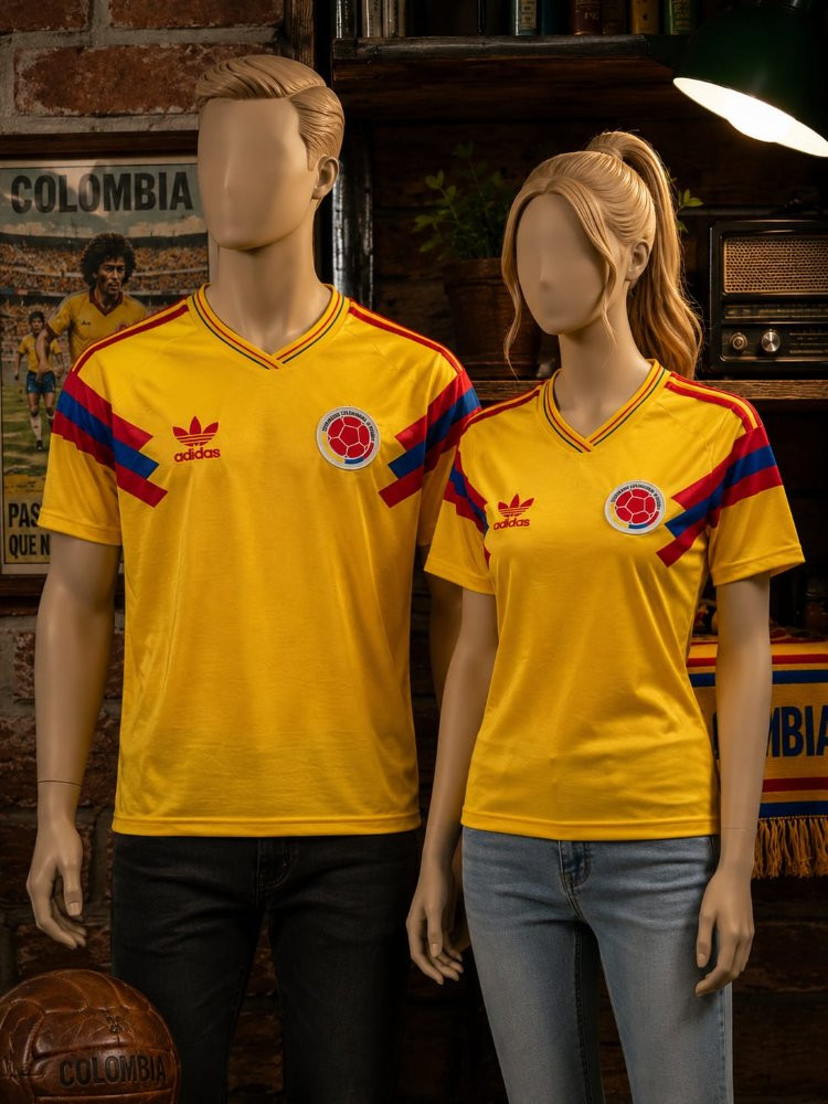 Imagen 1 de CAMISETA DE LA SELECCION VERSION RETRO 1990 DAMA