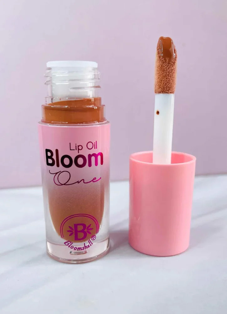 Imagen 1 de Bloom One Lip Oil Tono Nude 03 - Bloomshell