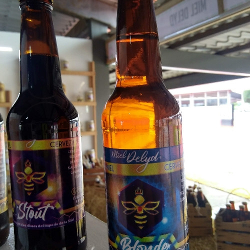 Imagen 1 de Cerveza Artesanal de Miel Estilo  BLONDE