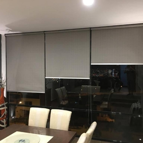 Imagen 1 de Ejemplo: Tela Enrollable Black Out Original - Gris