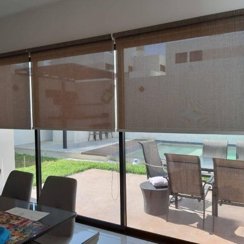 Imagen 1 de Ejemplo: Tela Enrollable Traslucida Original - Cafe