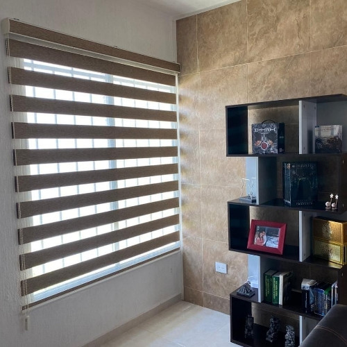 Imagen 1 de Ejemplo: Tela Sheer Elegance Black Out Original - Bronce