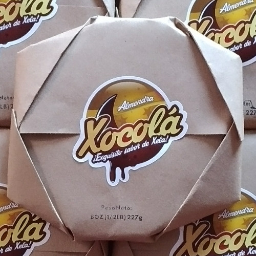 Imagen 1 de Chocolate artesanal de Almendra 1/2 Libra