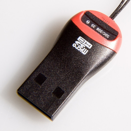 Imagen 1 de Adapador de Tarjeta SD USB